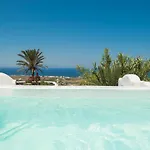 Aqua Serenity Luxury Santorini