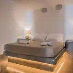 Aqua Serenity Luxury Santorini Aparthotel Foinikiá