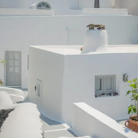 アパートホテル Aqua Serenity Luxury Santorini Foinikiá