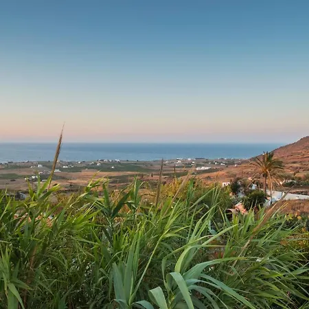 Aqua Serenity Luxury Santorini Apart Otel