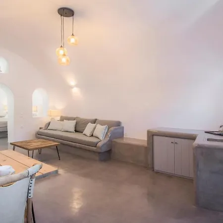 Aqua Serenity Luxury Santorini Lejlighedshotel Foinikiá