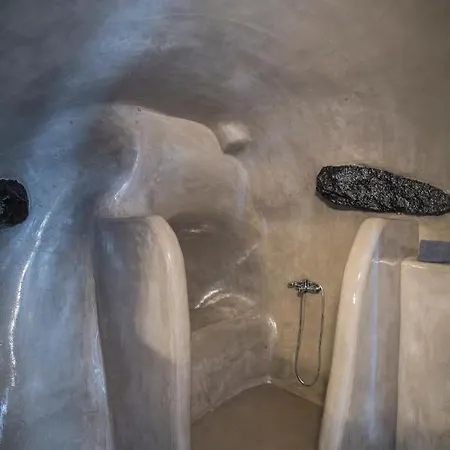 Aqua Serenity Luxury Santorini Apart Otel 3*