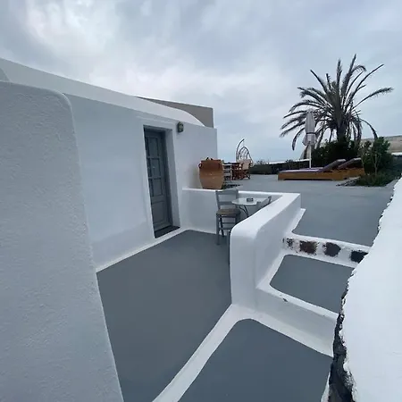 Appart hôtel Aqua Serenity Luxury Santorini Foinikiá
