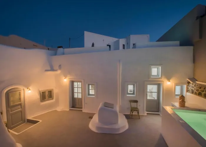 מלון דירות Aqua Serenity Luxury Santorini 3*