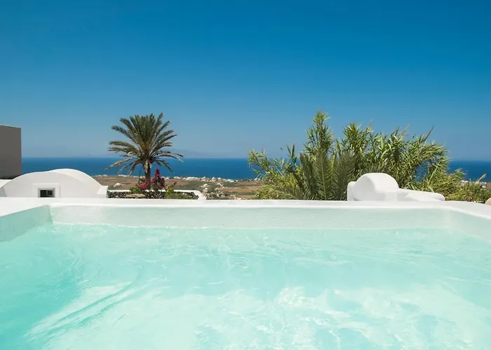 Aqua Serenity Luxury Santorini