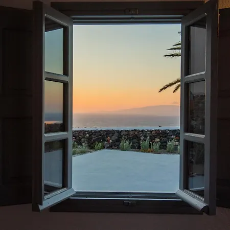 Aqua Serenity Luxury Santorini