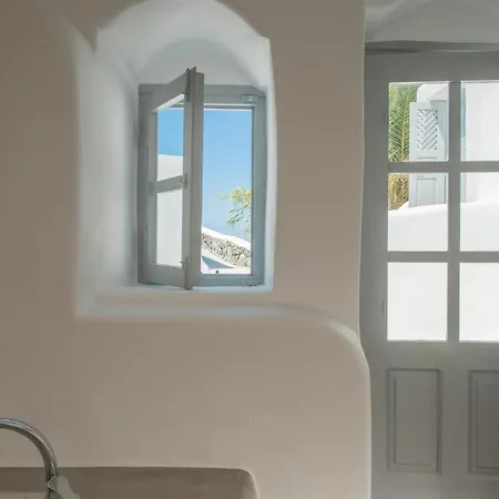 Lägenhetshotell Aqua Serenity Luxury Santorini