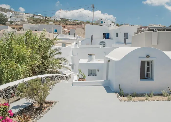 Aqua Serenity Luxury Santorini