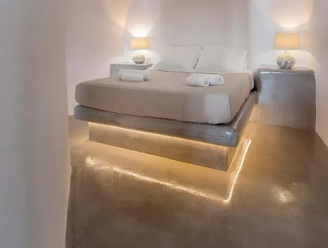 Aqua Serenity Luxury Santorini 3*